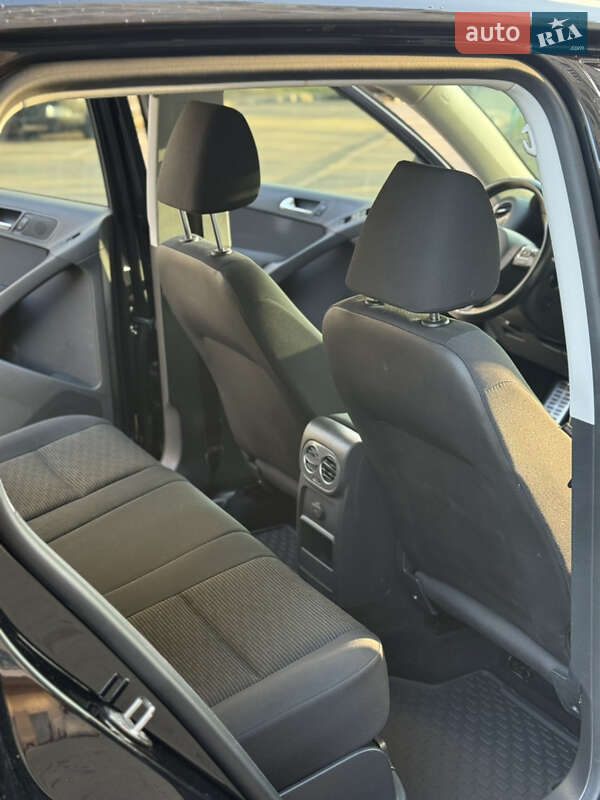 Внедорожник / Кроссовер Volkswagen Tiguan 2017 в Киеве фото 17 Внедорожник / Кроссовер Volkswagen Tiguan 2017 в Киеве