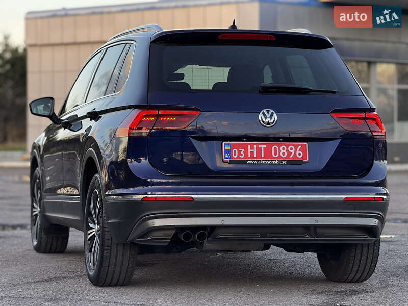 Внедорожник / Кроссовер Volkswagen Tiguan 2017 в Радивилове