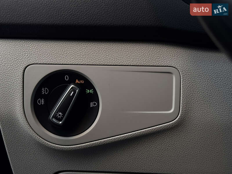 Внедорожник / Кроссовер Volkswagen Tiguan 2017 в Радивилове