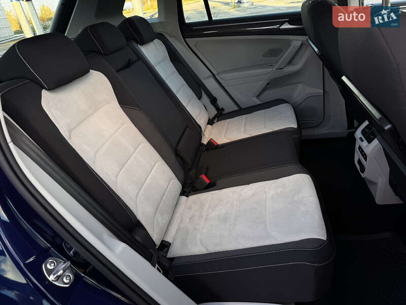 Внедорожник / Кроссовер Volkswagen Tiguan 2017 в Радивилове