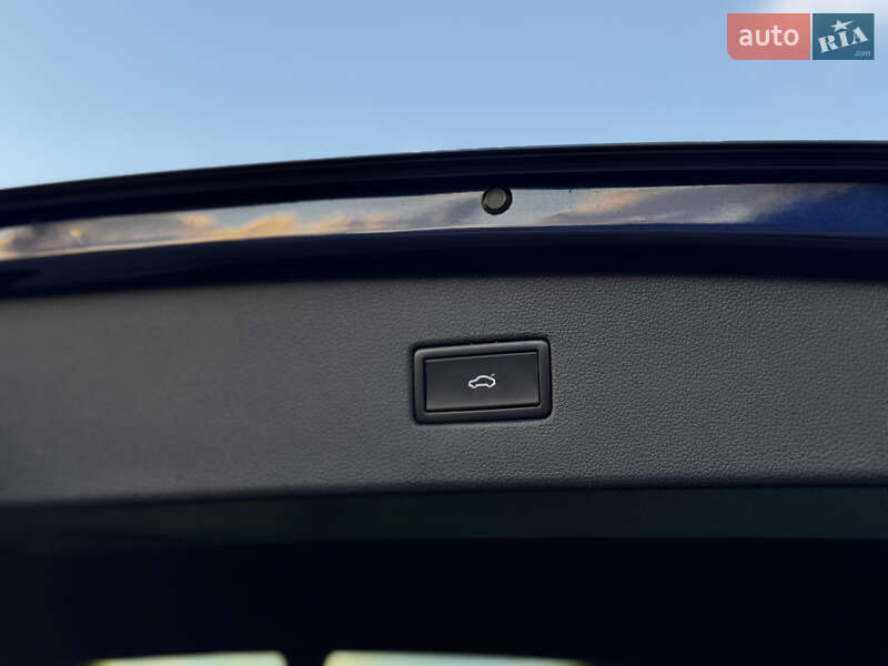 Внедорожник / Кроссовер Volkswagen Tiguan 2017 в Радивилове