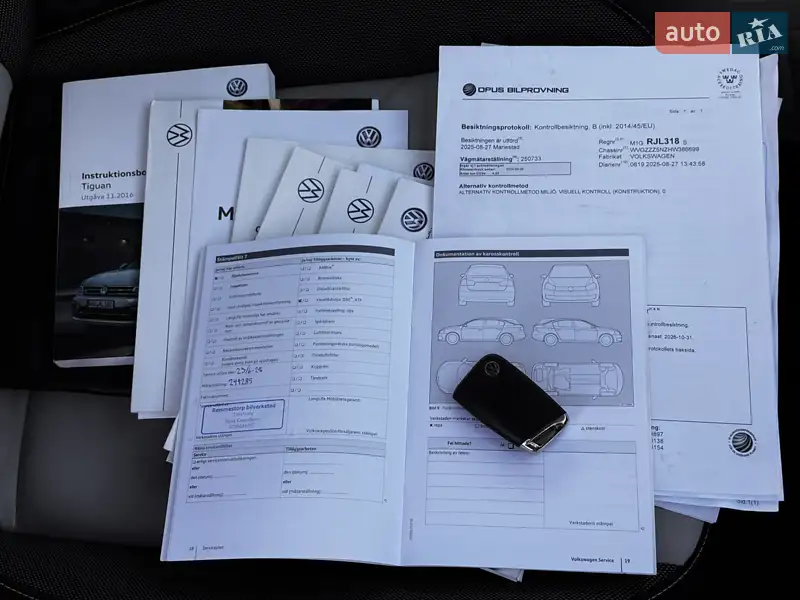 Внедорожник / Кроссовер Volkswagen Tiguan 2017 в Радивилове документ