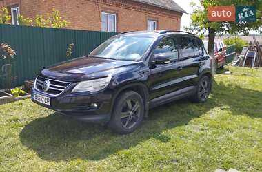 Внедорожник / Кроссовер Volkswagen Tiguan 2008 в Хмельницком