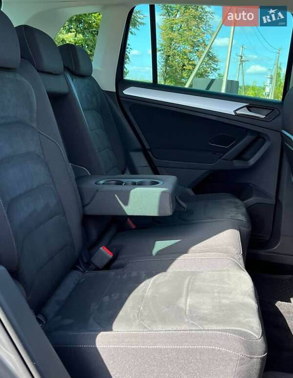 Внедорожник / Кроссовер Volkswagen Tiguan 2020 в Коломые фото 27 Внедорожник / Кроссовер Volkswagen Tiguan 2020 в Коломые