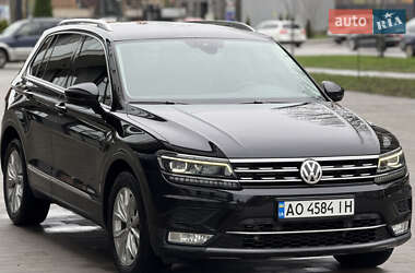 Позашляховик / Кросовер Volkswagen Tiguan 2017 в Ужгороді