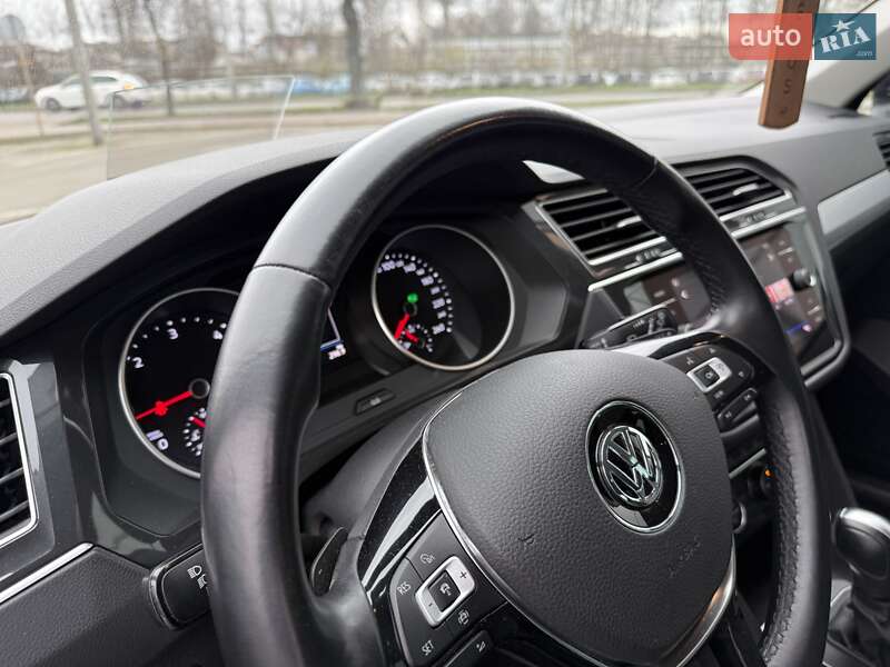 Внедорожник / Кроссовер Volkswagen Tiguan 2020 в Луцке