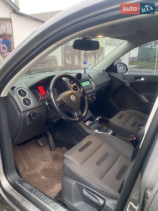 Внедорожник / Кроссовер Volkswagen Tiguan 2008 в Балаклее