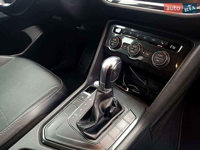 Внедорожник / Кроссовер Volkswagen Tiguan 2018 в Горишних Плавнях