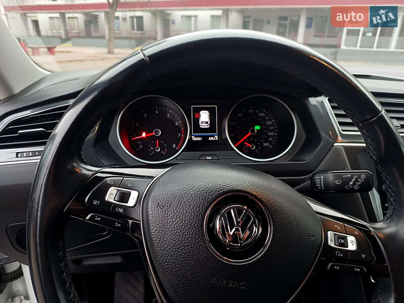 Внедорожник / Кроссовер Volkswagen Tiguan 2018 в Горишних Плавнях