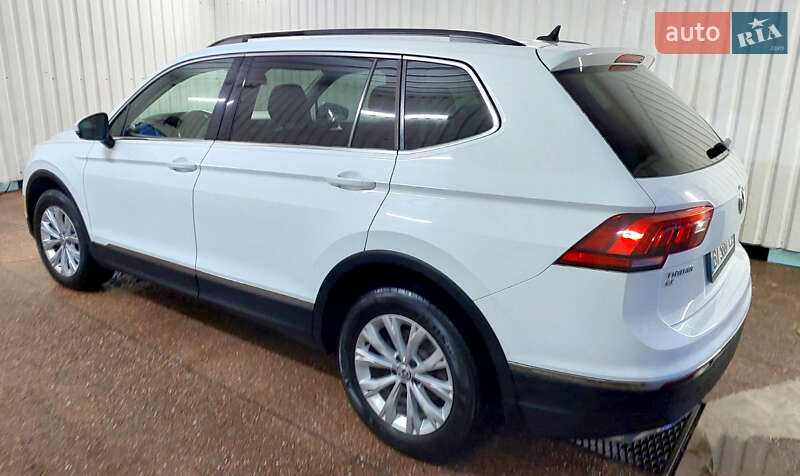 Внедорожник / Кроссовер Volkswagen Tiguan 2018 в Горишних Плавнях