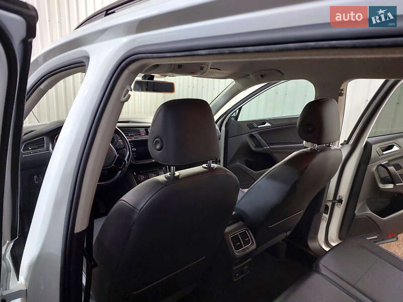 Внедорожник / Кроссовер Volkswagen Tiguan 2018 в Горишних Плавнях