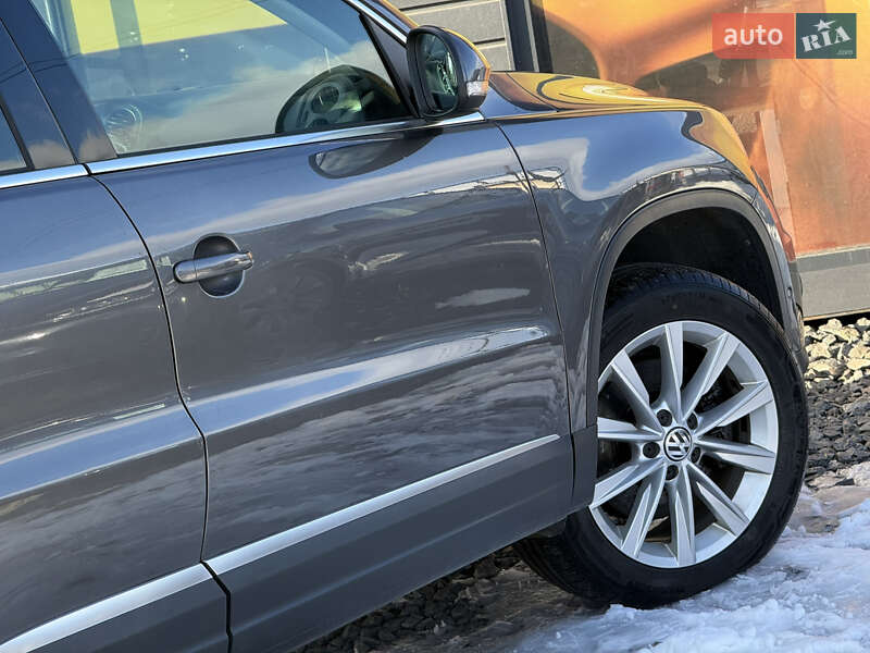 Внедорожник / Кроссовер Volkswagen Tiguan 2012 в Стрые