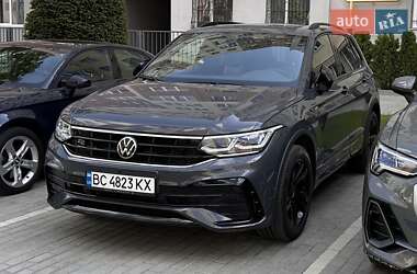 Позашляховик / Кросовер Volkswagen Tiguan 2022 в Львові