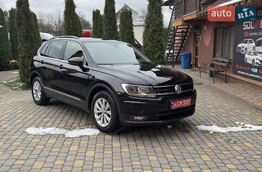 Позашляховик / Кросовер Volkswagen Tiguan 2018 в Сваляві