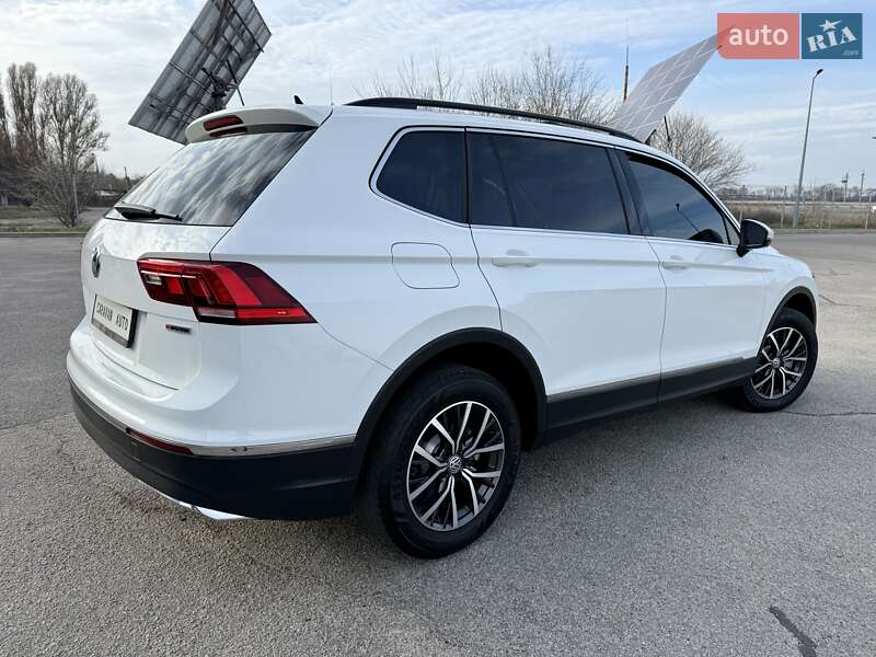 Внедорожник / Кроссовер Volkswagen Tiguan 2021 в Днепре