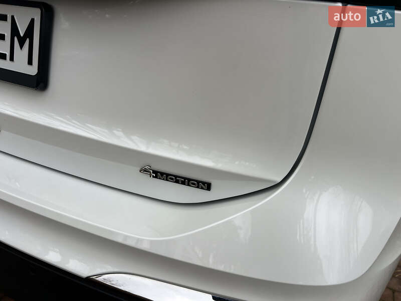 Внедорожник / Кроссовер Volkswagen Tiguan 2024 в Киеве