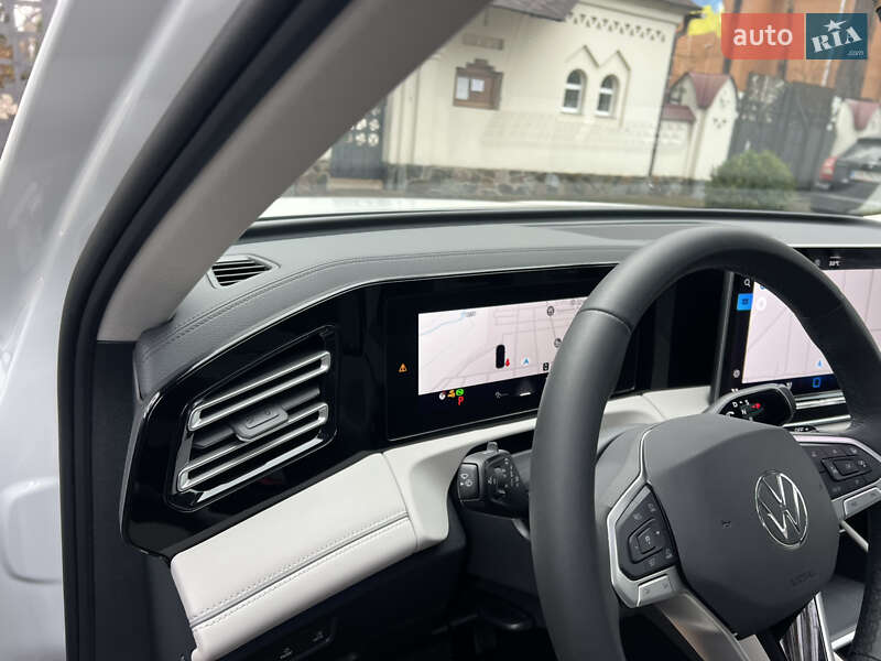 Внедорожник / Кроссовер Volkswagen Tiguan 2024 в Киеве