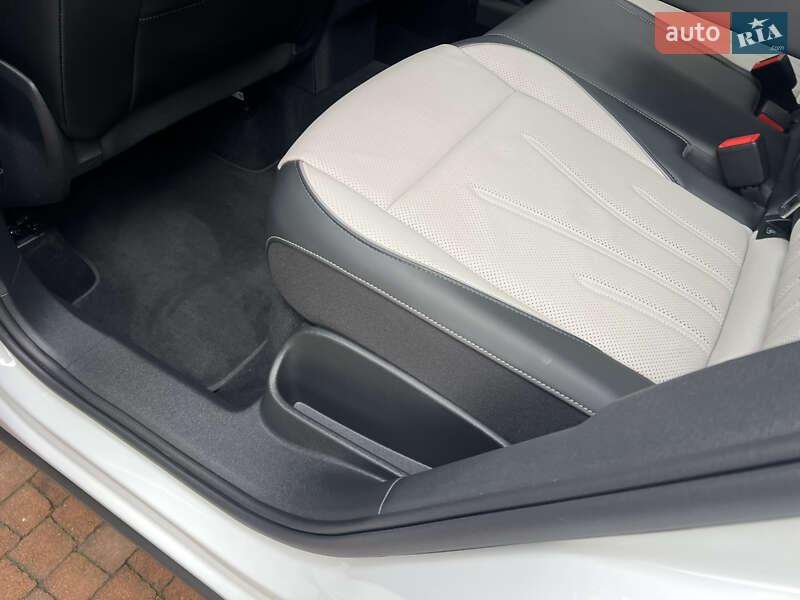 Внедорожник / Кроссовер Volkswagen Tiguan 2024 в Киеве