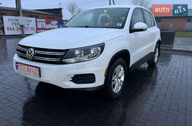 Внедорожник / Кроссовер Volkswagen Tiguan 2014 в Лубнах