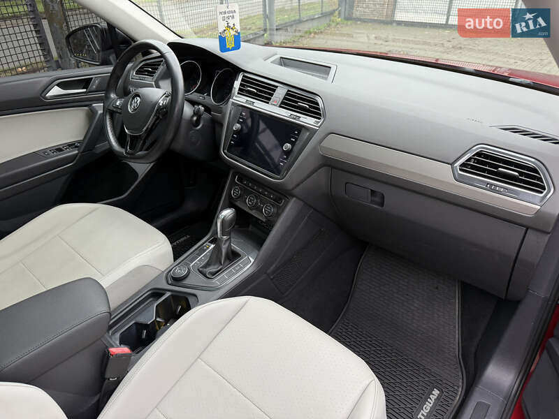Внедорожник / Кроссовер Volkswagen Tiguan 2019 в Запорожье
