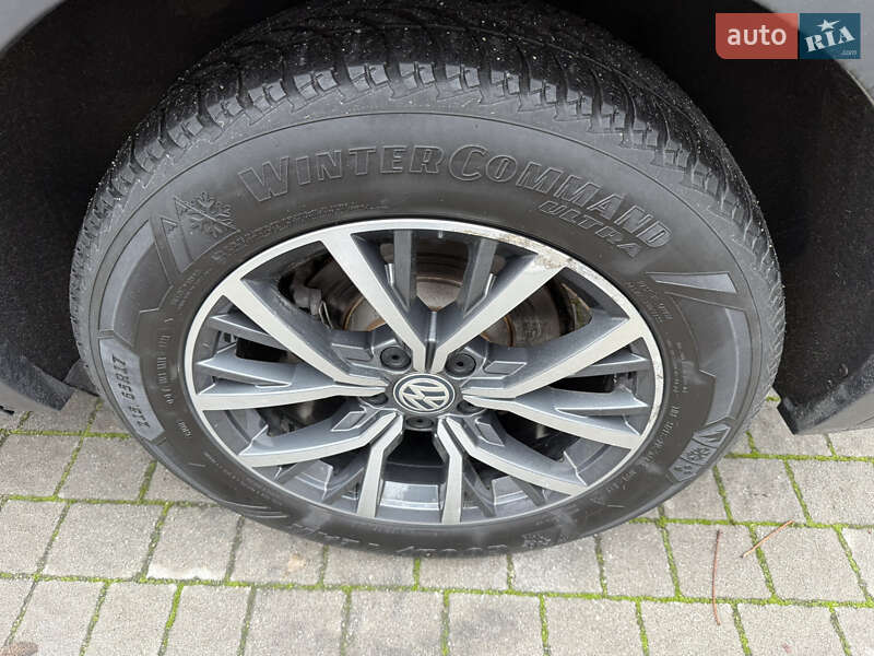 Внедорожник / Кроссовер Volkswagen Tiguan 2019 в Запорожье