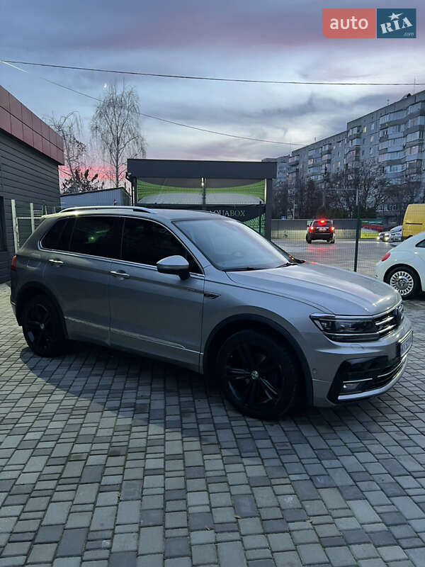 Внедорожник / Кроссовер Volkswagen Tiguan 2017 в Белой Церкви