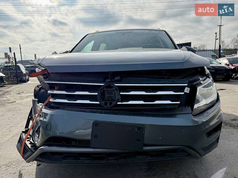 Внедорожник / Кроссовер Volkswagen Tiguan 2019 в Киеве