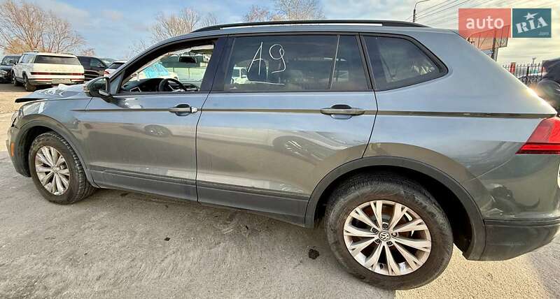 Внедорожник / Кроссовер Volkswagen Tiguan 2019 в Киеве
