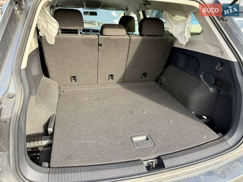 Внедорожник / Кроссовер Volkswagen Tiguan 2019 в Киеве