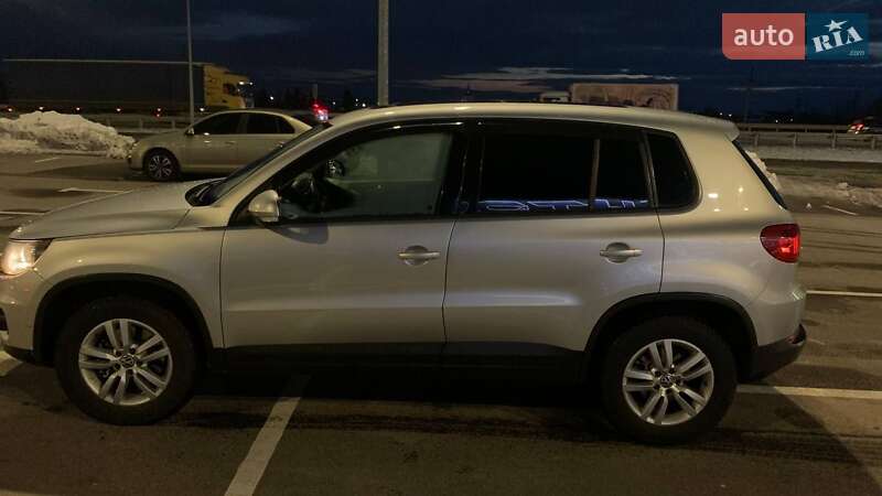 Внедорожник / Кроссовер Volkswagen Tiguan 2012 в Львове