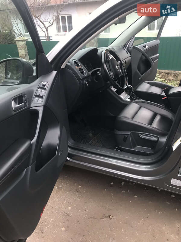 Внедорожник / Кроссовер Volkswagen Tiguan 2013 в Тернополе
