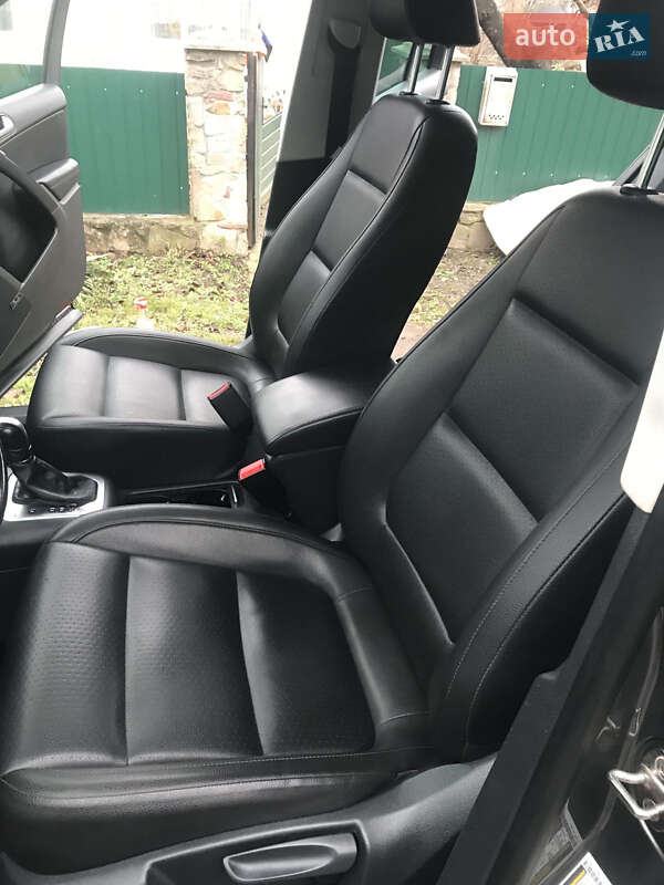 Внедорожник / Кроссовер Volkswagen Tiguan 2013 в Тернополе