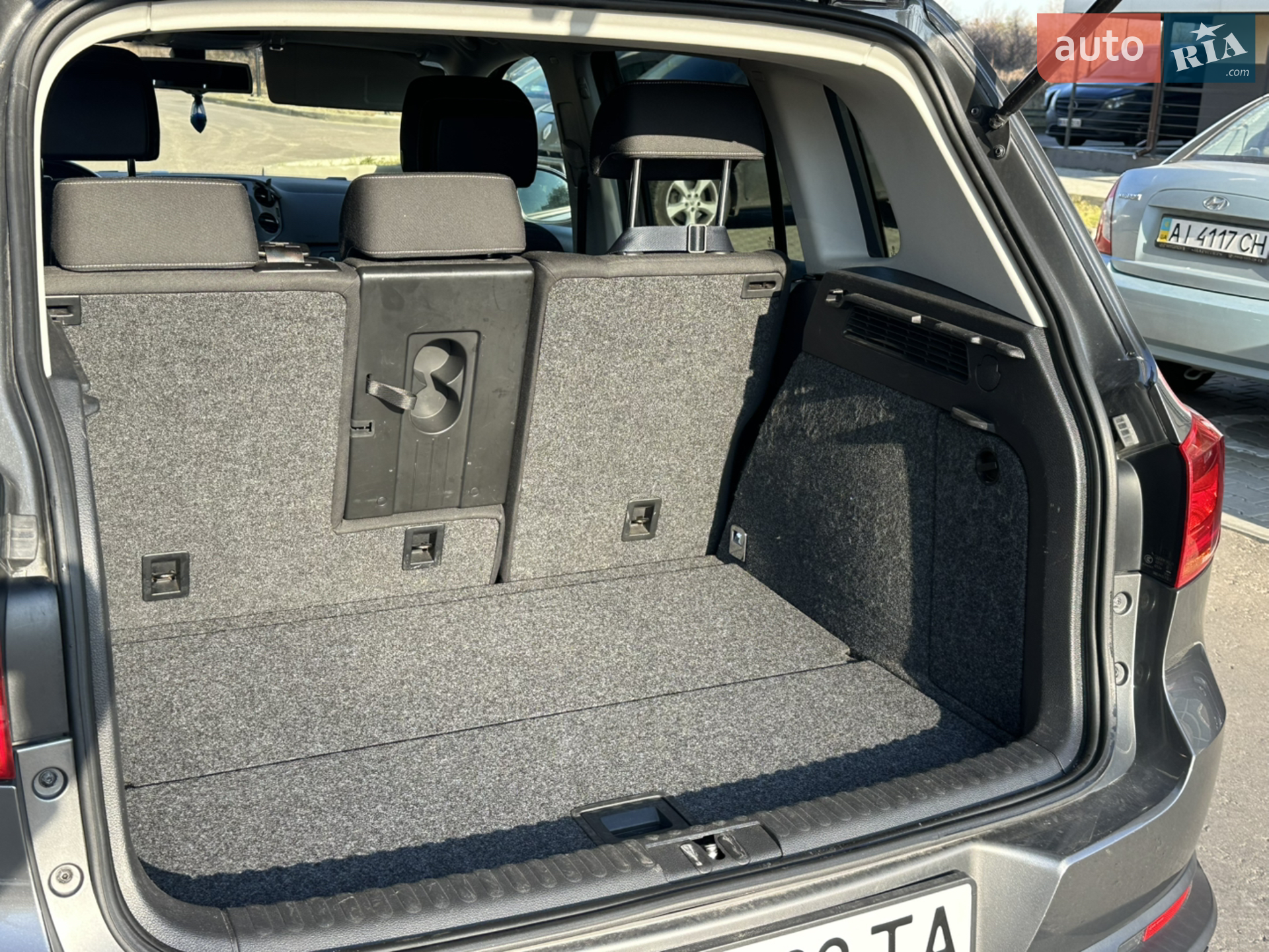 2012 Volkswagen Tiguan - мініатюра 19