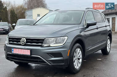 Позашляховик / Кросовер Volkswagen Tiguan 2018 в Дубні