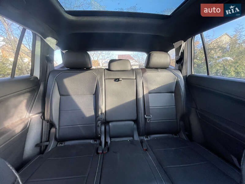 Внедорожник / Кроссовер Volkswagen Tiguan 2021 в Львове