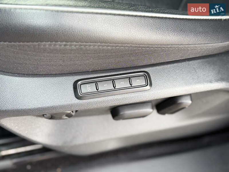 Внедорожник / Кроссовер Volkswagen Tiguan 2018 в Киеве