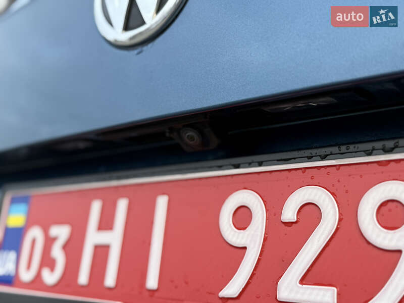 Внедорожник / Кроссовер Volkswagen Tiguan 2018 в Киеве