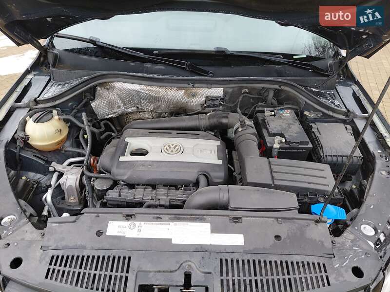 Внедорожник / Кроссовер Volkswagen Tiguan 2012 в Львове