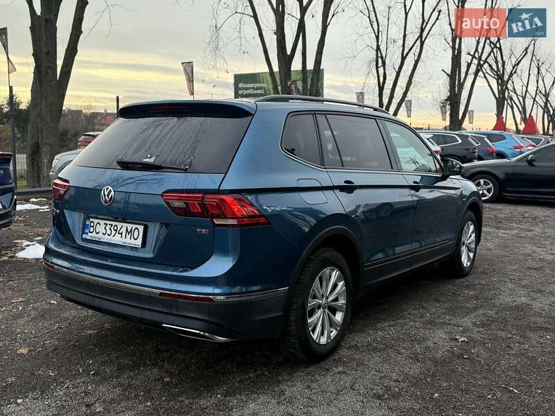Внедорожник / Кроссовер Volkswagen Tiguan 2018 в Львове