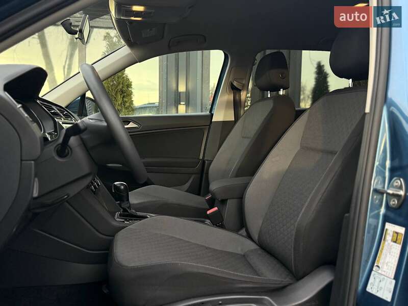 Внедорожник / Кроссовер Volkswagen Tiguan 2018 в Львове