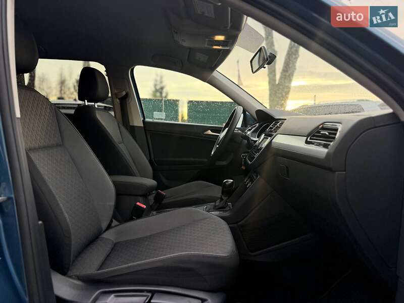 Внедорожник / Кроссовер Volkswagen Tiguan 2018 в Львове