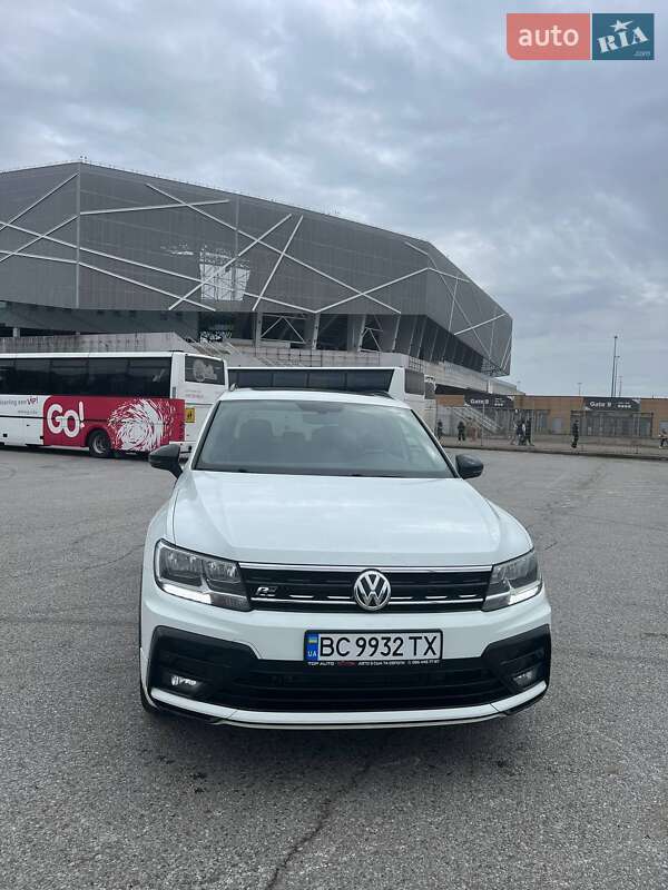 Внедорожник / Кроссовер Volkswagen Tiguan 2019 в Львове