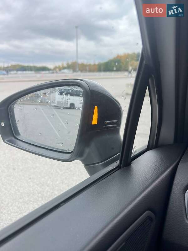 Внедорожник / Кроссовер Volkswagen Tiguan 2019 в Львове