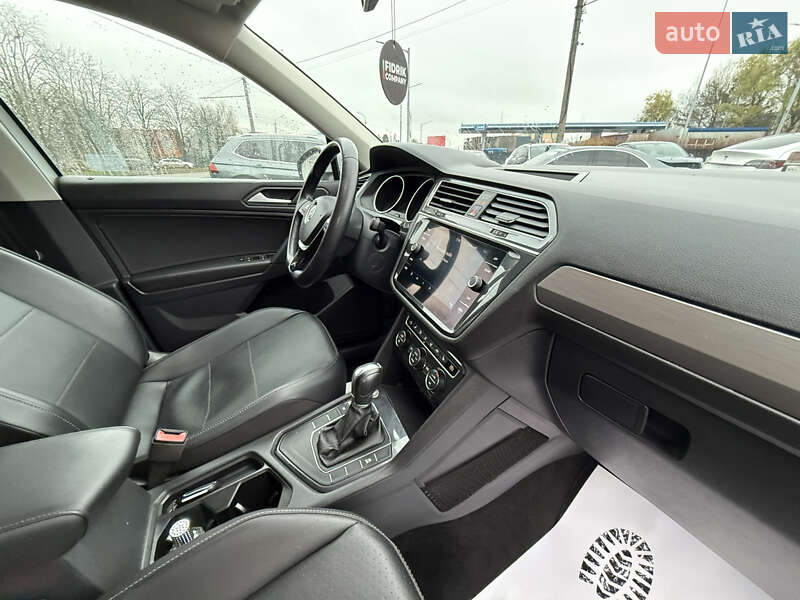 Внедорожник / Кроссовер Volkswagen Tiguan 2019 в Луцке