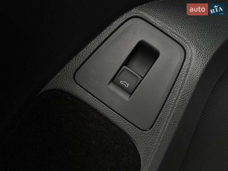 Внедорожник / Кроссовер Volkswagen Tiguan 2017 в Ровно