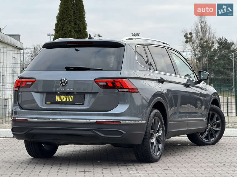 Внедорожник / Кроссовер Volkswagen Tiguan 2022 в Киеве
