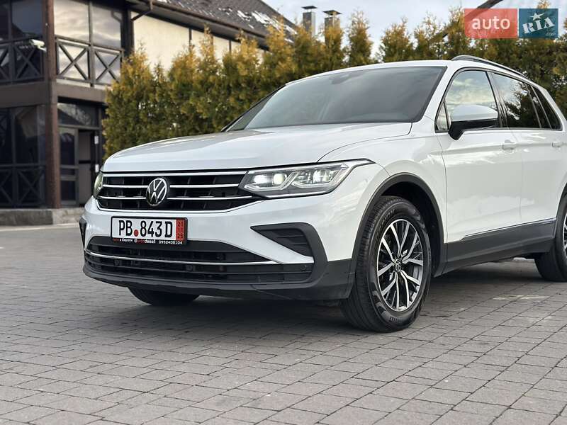 Внедорожник / Кроссовер Volkswagen Tiguan 2022 в Стрые