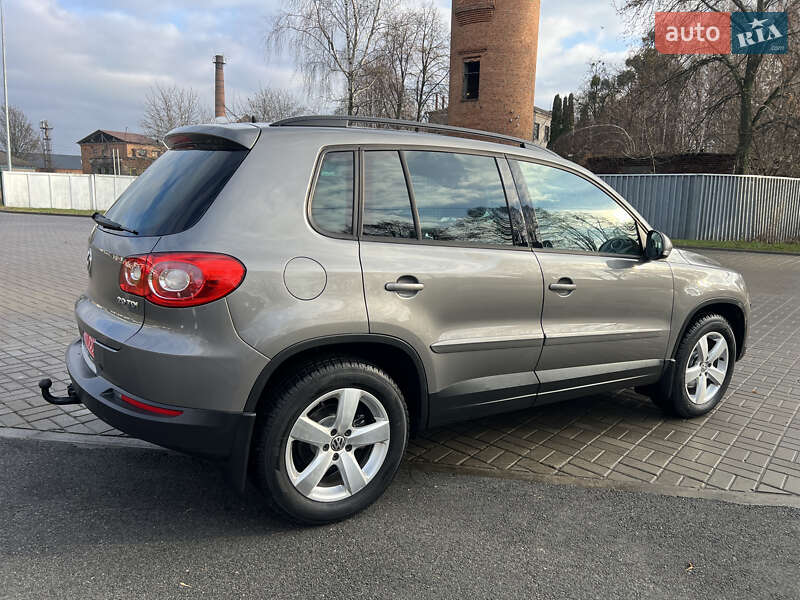 Внедорожник / Кроссовер Volkswagen Tiguan 2008 в Житомире