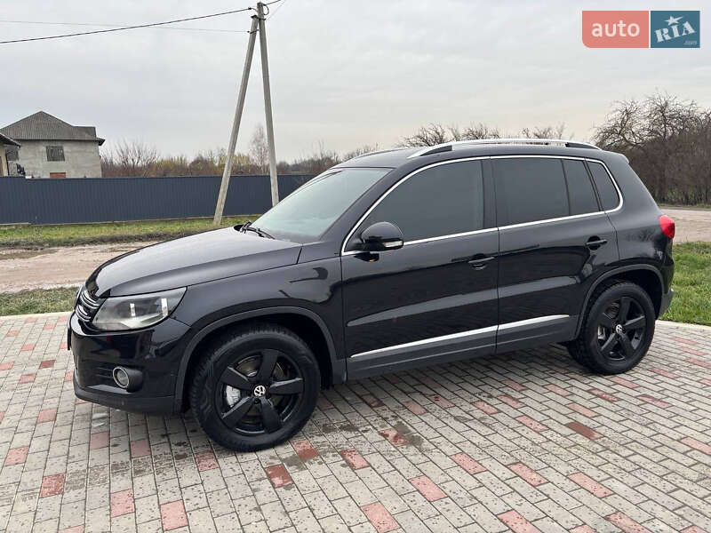 Внедорожник / Кроссовер Volkswagen Tiguan 2015 в Коломые