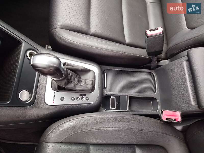 Внедорожник / Кроссовер Volkswagen Tiguan 2016 в Киеве